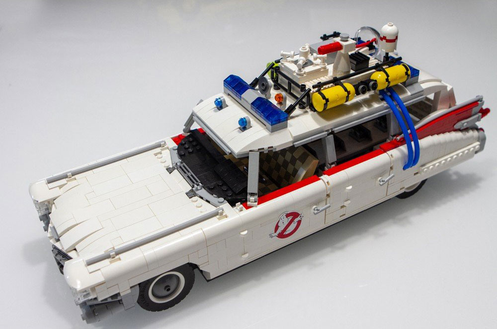Brickfinder - LEGO UCS Ghostbusters Ecto-1 Rumoured