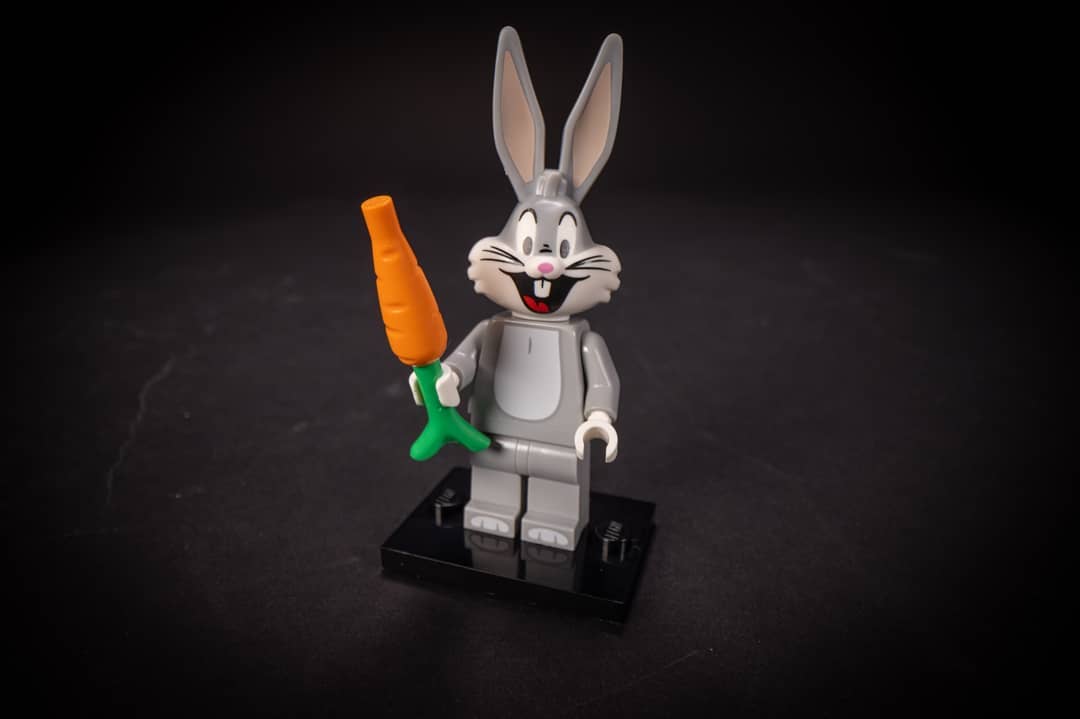 LEGO Looney Tunes Bugs Bunny Minifigure #2-71030 