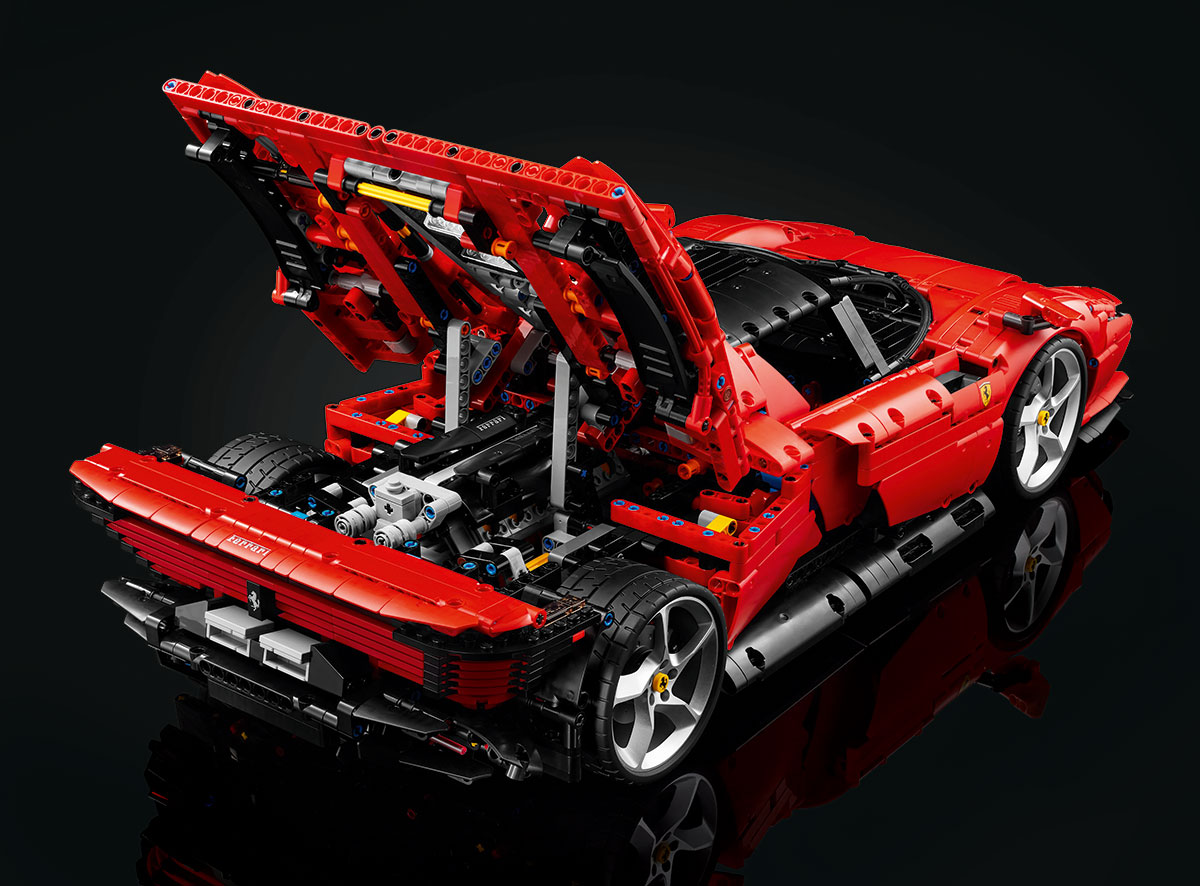 Brickfinder - LEGO-Technic-Ferrari-Daytona-SP3-42143—11